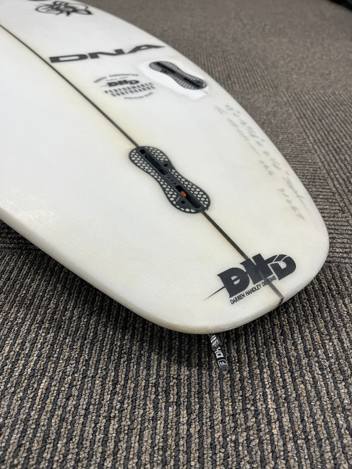 WAKITA TAICHI TEAM board