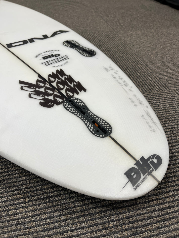 WAKITA TAICHI TEAM board